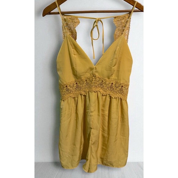 Love Tree Yellow Lace Babydoll Top M NWT Halter Tie Cottagecore Fairycore Boho - Picture 1 of 4
